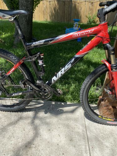 Giant NRS XTC 2 Full Suspension Mountain Bike Rock Shox Deore Mavic - Fresh Stock Dated December 2025