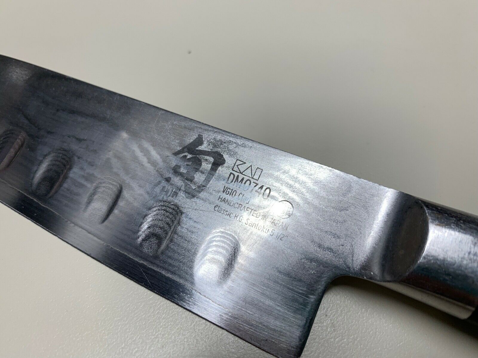 Shun Classic HG Santoku Knife DM-0740 Japan Made NICE - Fresh Stock Dated January 2026