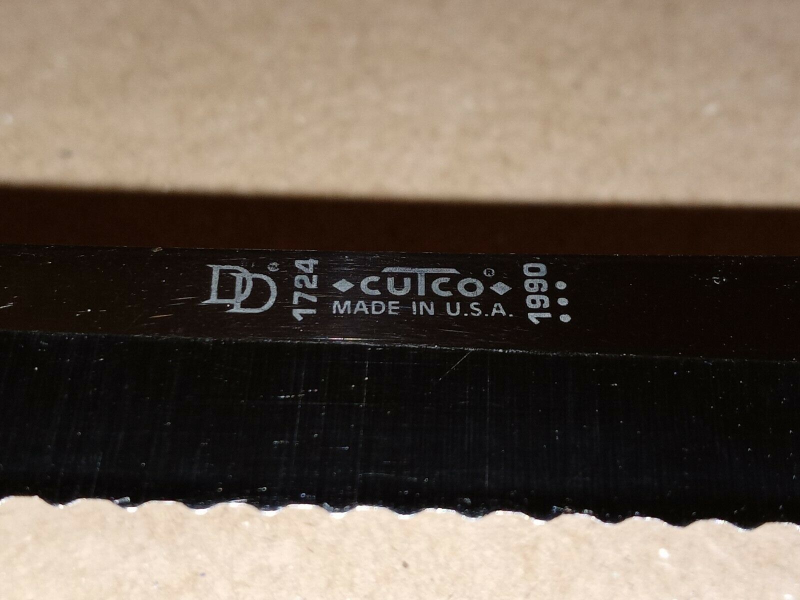 1990 Cutco DD 1724 slicing Knife - Fresh Stock Dated January 2026