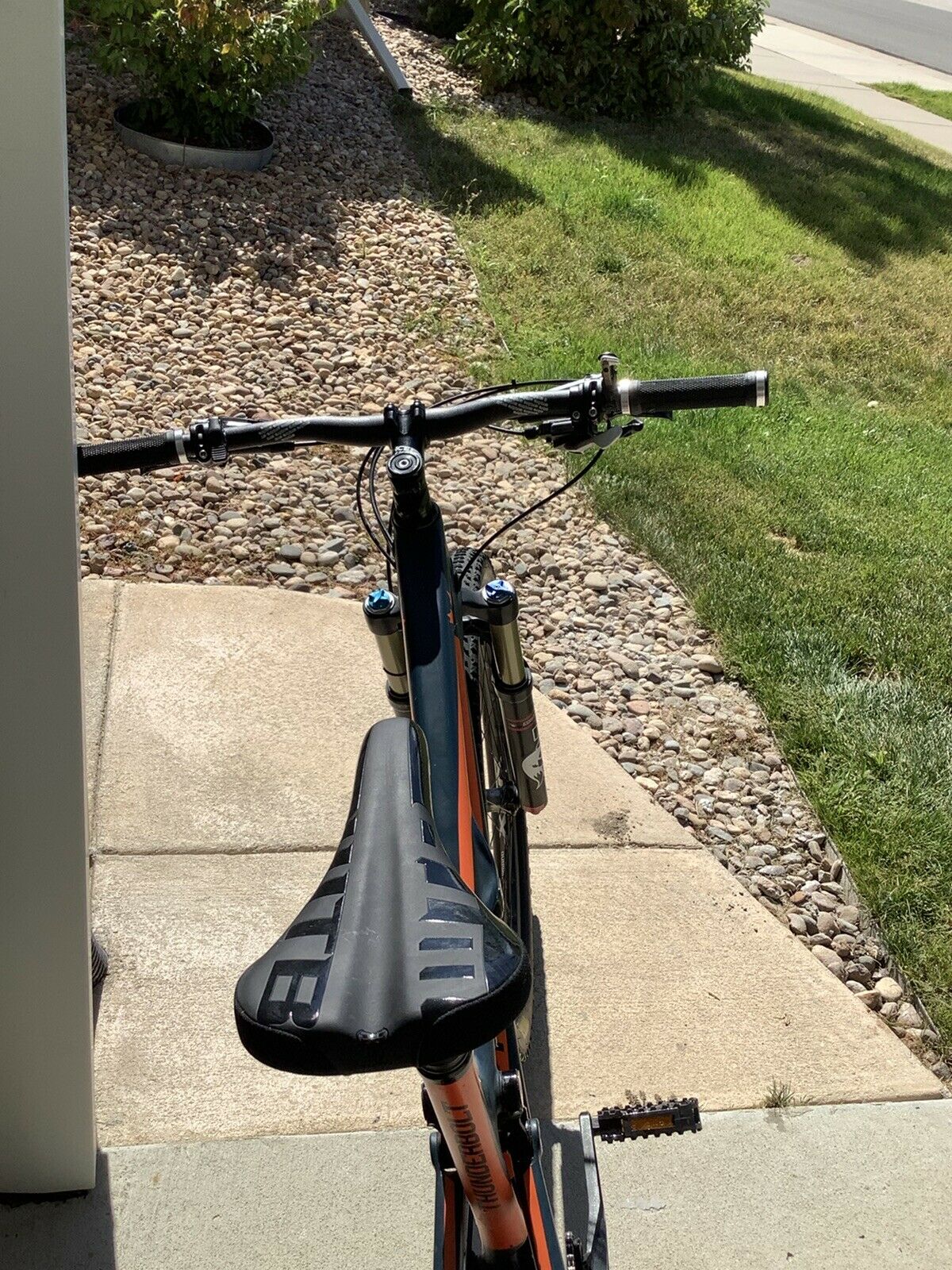 Rocky Mountain Bike MTB 750 MSL Thunderbolt Large Fiber Carbon - Fresh Stock Dated December 2025