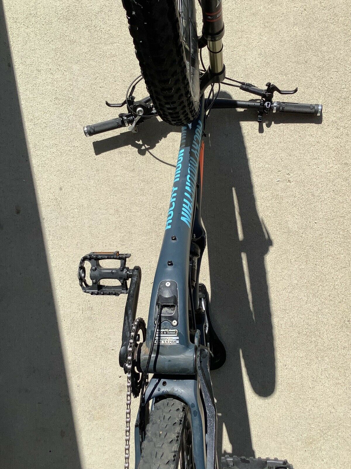 Rocky Mountain Bike MTB 750 MSL Thunderbolt Large Fiber Carbon - Fresh Stock Dated December 2025