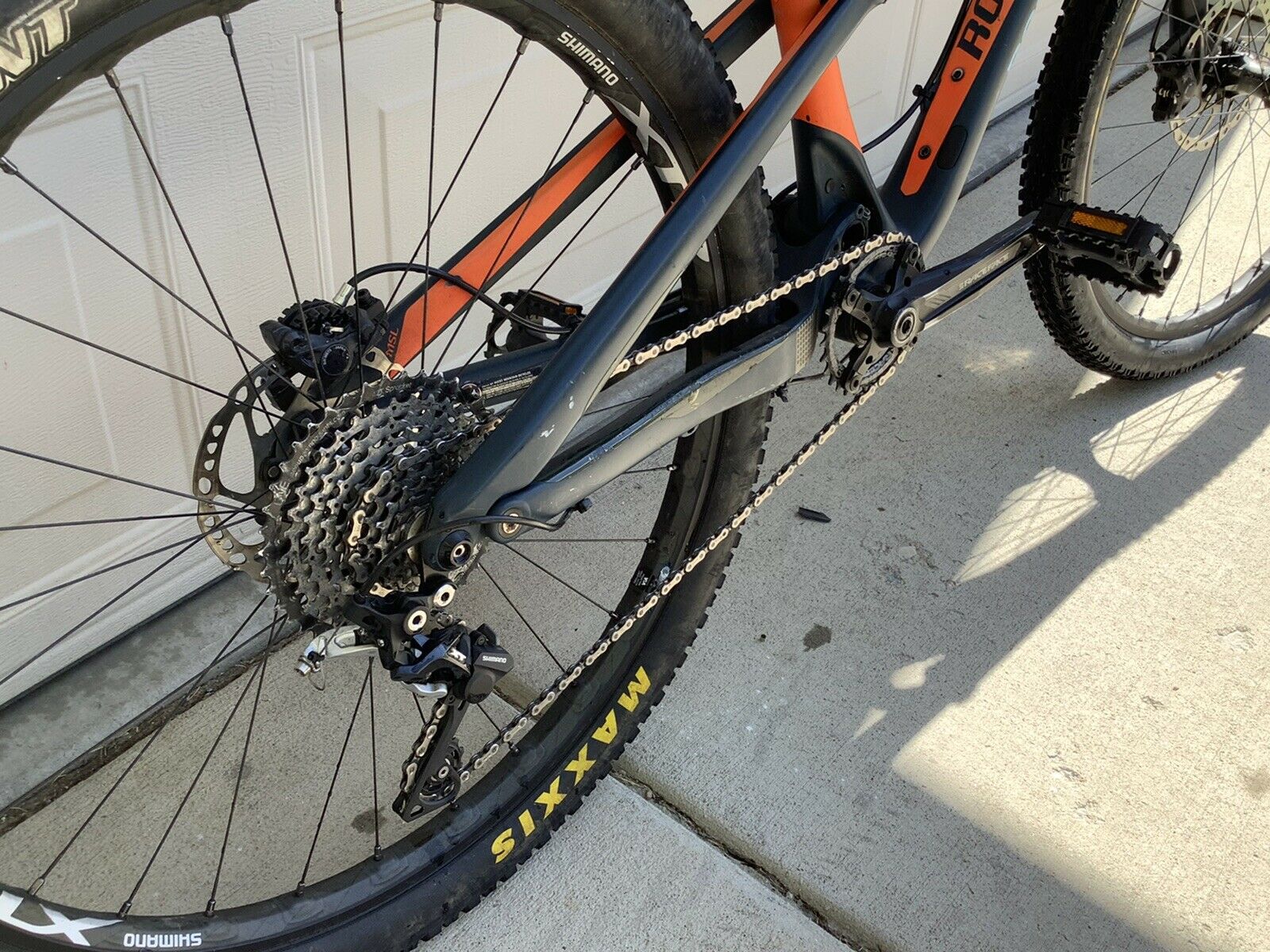 Rocky Mountain Bike MTB 750 MSL Thunderbolt Large Fiber Carbon - Fresh Stock Dated December 2025