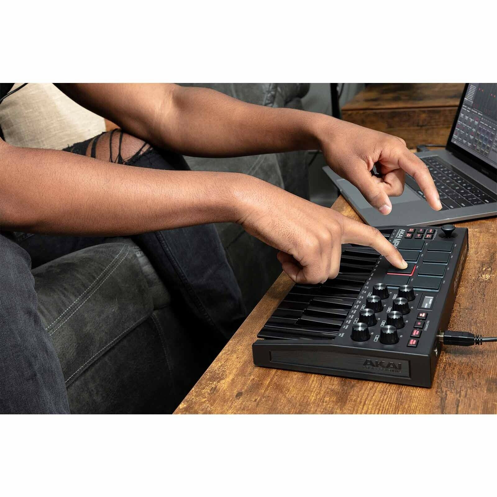 Akai MPK Mini MK3 25-Key USB Keyboard Pad Controller Black w Software & Case - Fresh Stock Dated December 2025