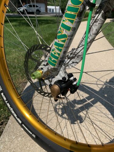 Money Lynch Beast Mode PK Ripper 27.5 SE / Upgraded Brake Levers, Grips, Cranks - Fresh Stock Dated December 2025