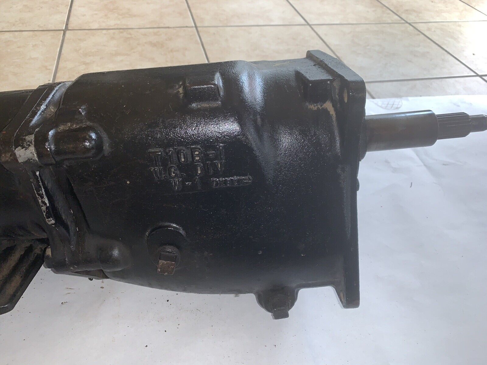 Ford Borg Warner T10 4 Speed Transmission Galaxy XL 1962-Up 23 Spline J17671 - Fresh Stock Dated December 2025