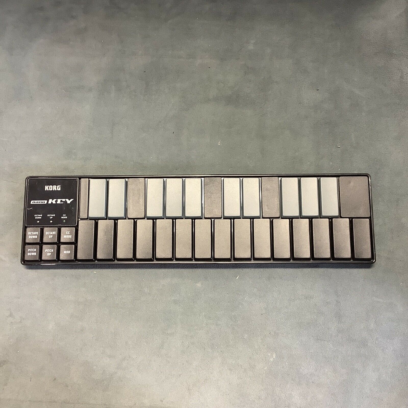 Korg NanoKey Slim-Line USB 25-Key Keyboard MIDI Controller With Case - Fresh Stock Dated December 2025