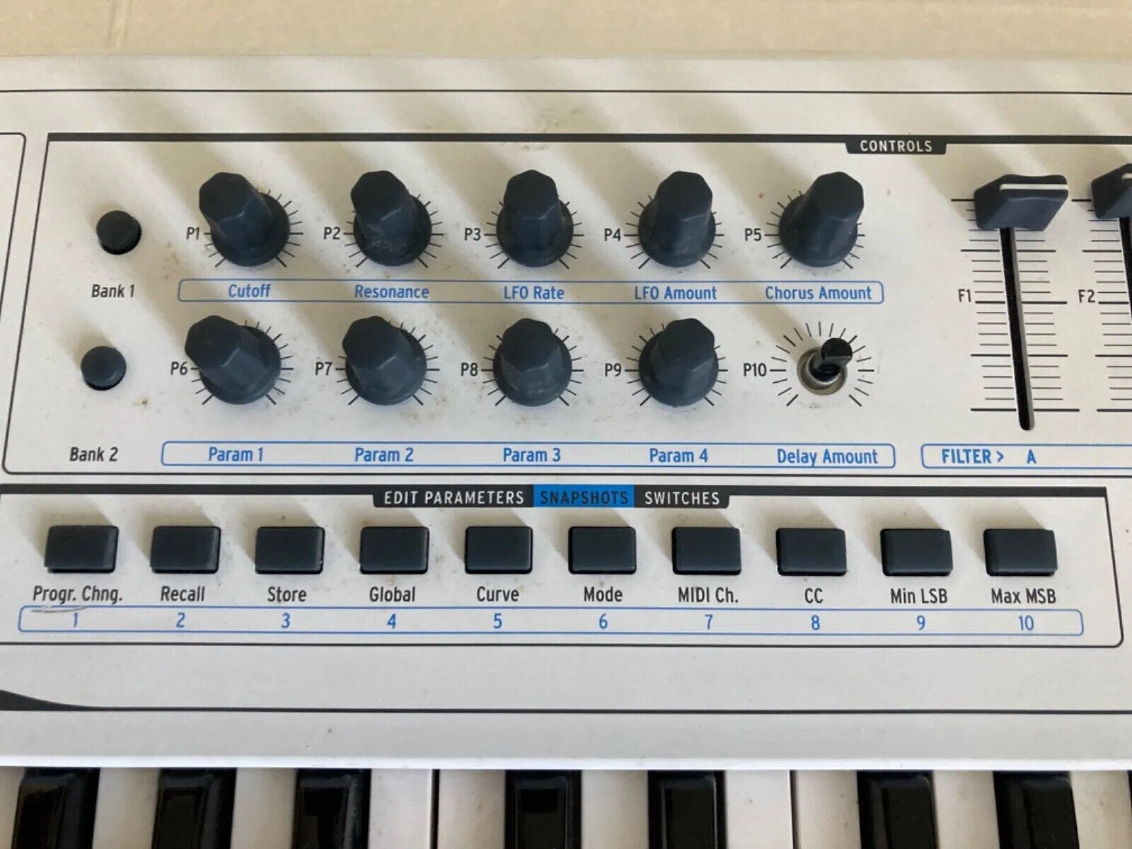 Arturia KeyLab 49 MIDI Controller Keyboard 49 Keys White 31x11x2 Analog - Fresh Stock Dated December 2025
