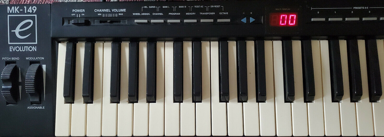Evolution MK-149 Keyboard MIDI controller - black. Tested. - Fresh Stock Dated December 2025