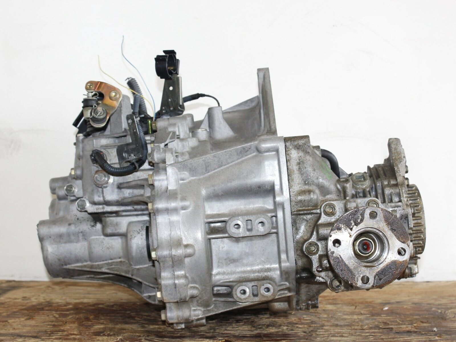 JDM Nissan X-Trail AWD Manual Transmission QR25DE 4X4 QR25 Xtrail - Fresh Stock Dated December 2025