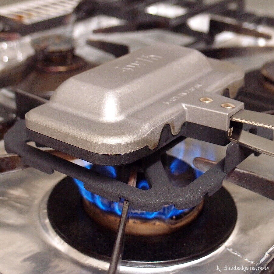 4W1H Hot Sand Solo Hot sandwich maker Tsubame Sanjo Kitchen Aluminum Camping - Fresh Stock Dated February 2026