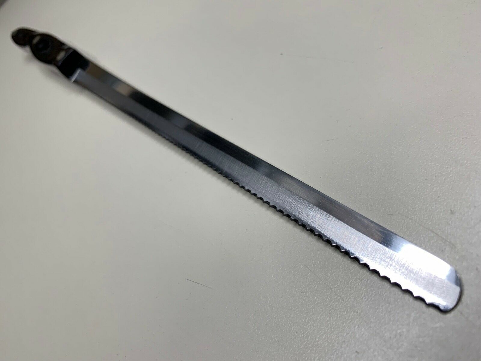 CUTCO classic 1724 DD Slicer Knife USA made *NICE* - Fresh Stock Dated January 2026