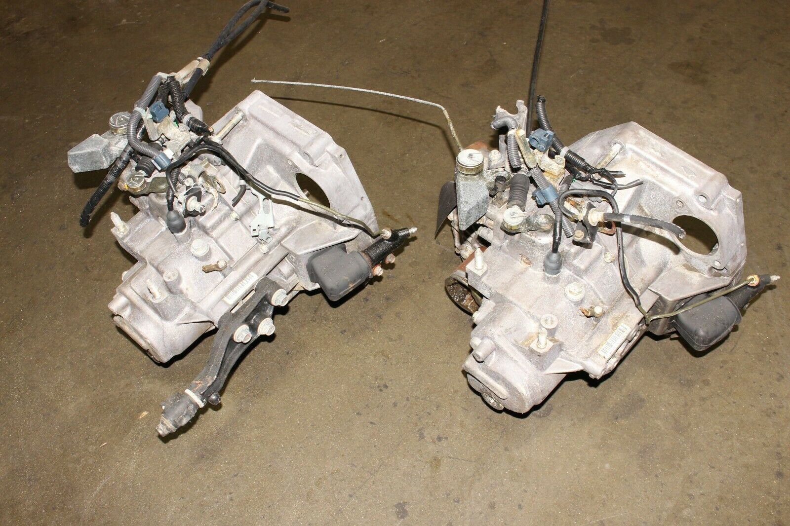 JDM 1997 1998 1999 2000 2001 Honda CRV AWD B20Z 5 Speed Manual Transmission 4X4 - Fresh Stock Dated December 2025