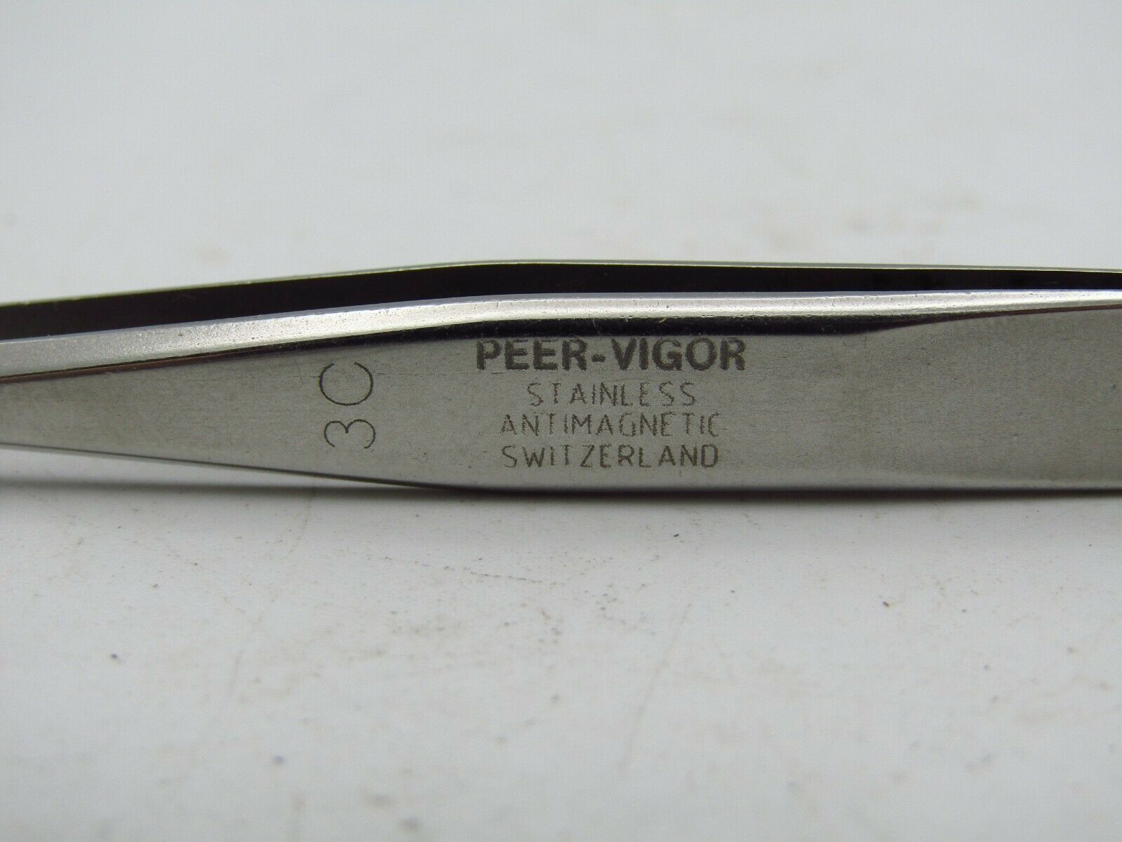 PEER VIGOR ANTIMAGNETIC STAINLESS STEEL WATCHMAKER'S TWEEZER TOOL #30 4.24