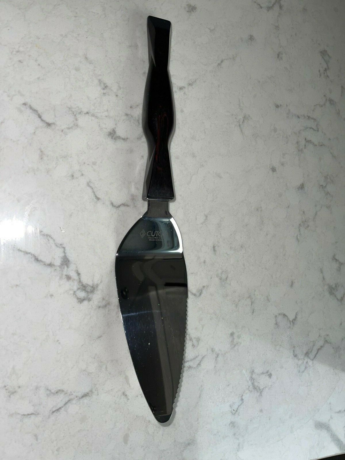 GENUINE CUTCO MADE IN USA PIE CAKE SLICER SERVER #1754 KA BROWN GRAIN HANDLE VG - Fresh Stock Dated January 2026