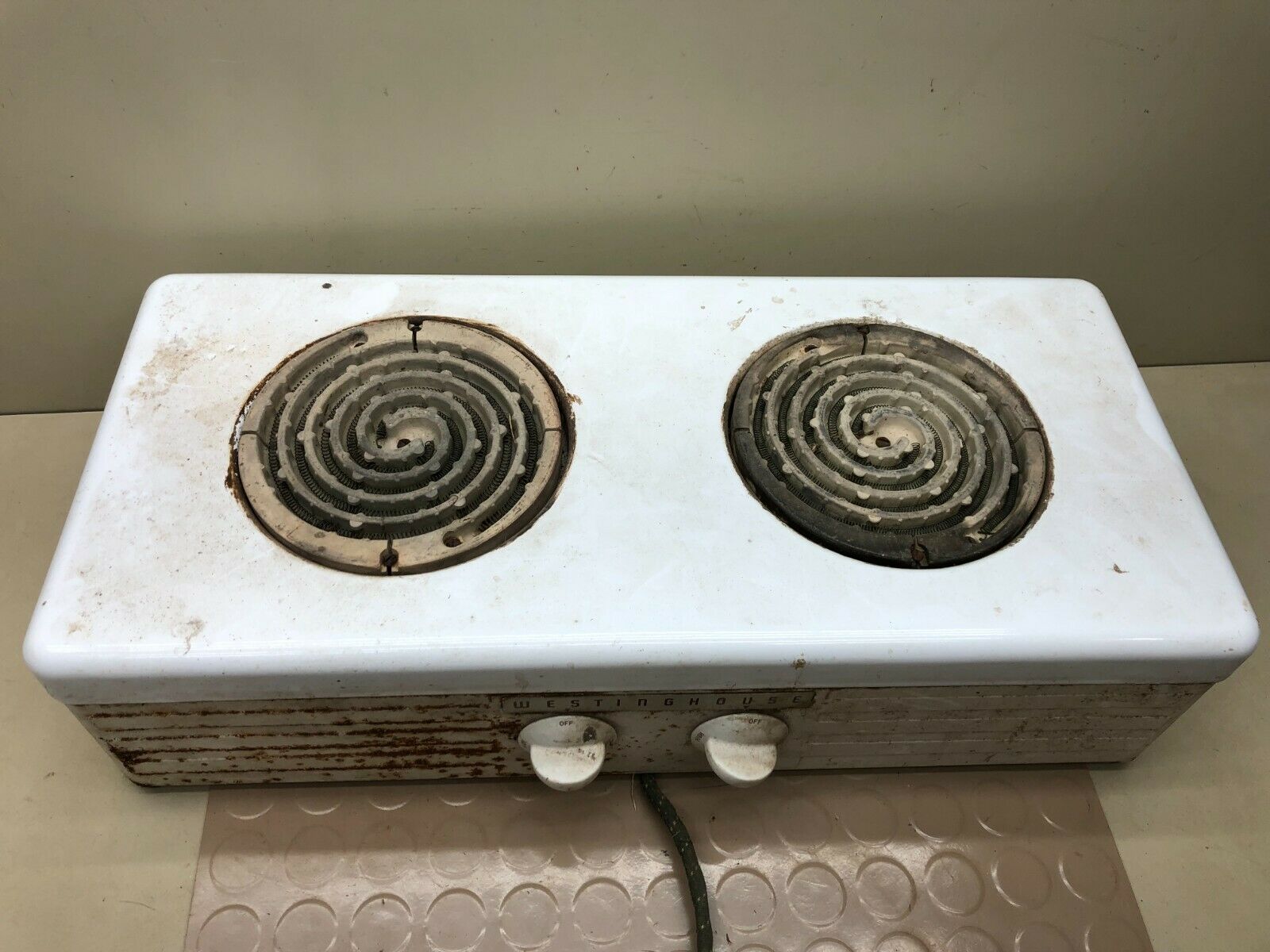 VINTAGE WESTINGHOUSE 2 BURNER ELECTRIC  WHITE PORCELAIN - Fresh Stock Dated February 2026