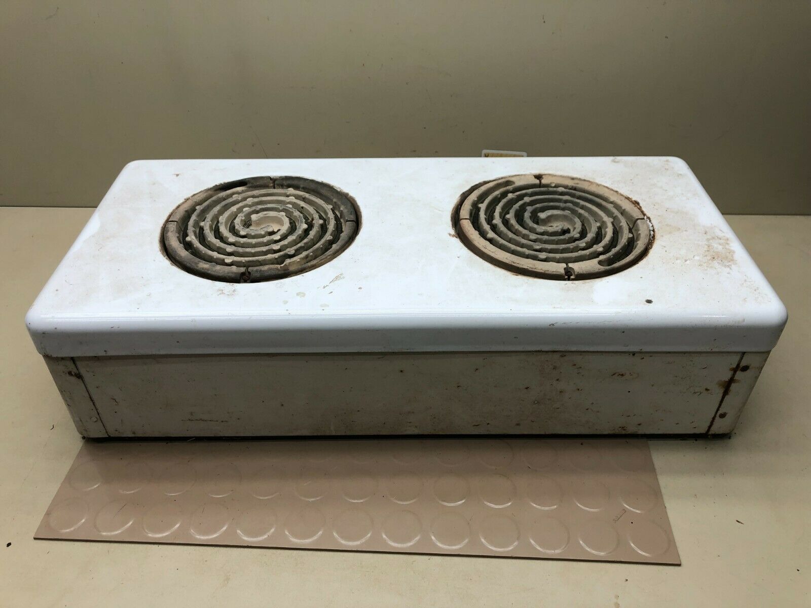 VINTAGE WESTINGHOUSE 2 BURNER ELECTRIC  WHITE PORCELAIN - Fresh Stock Dated February 2026