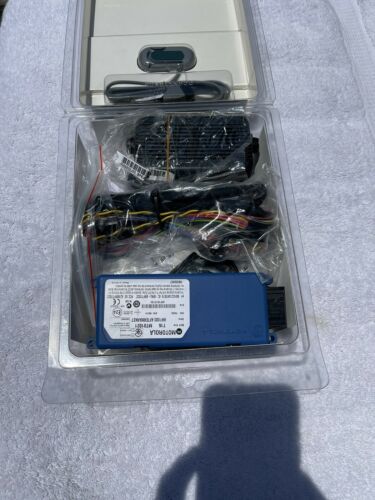 Motorola Voice Operated Bluetooth Car Kit IHF1000 NEW Open Box 89078J Non Smoker - Fresh Stock Dated December 2025