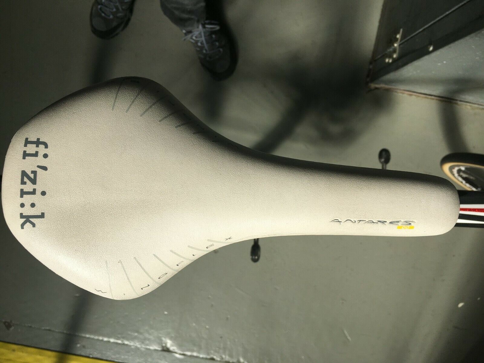 Dogma Pinarello, 60.1, Italian, 58cm, 00, Red, White Color!  FIzik Saddle - Fresh Stock Dated December 2025