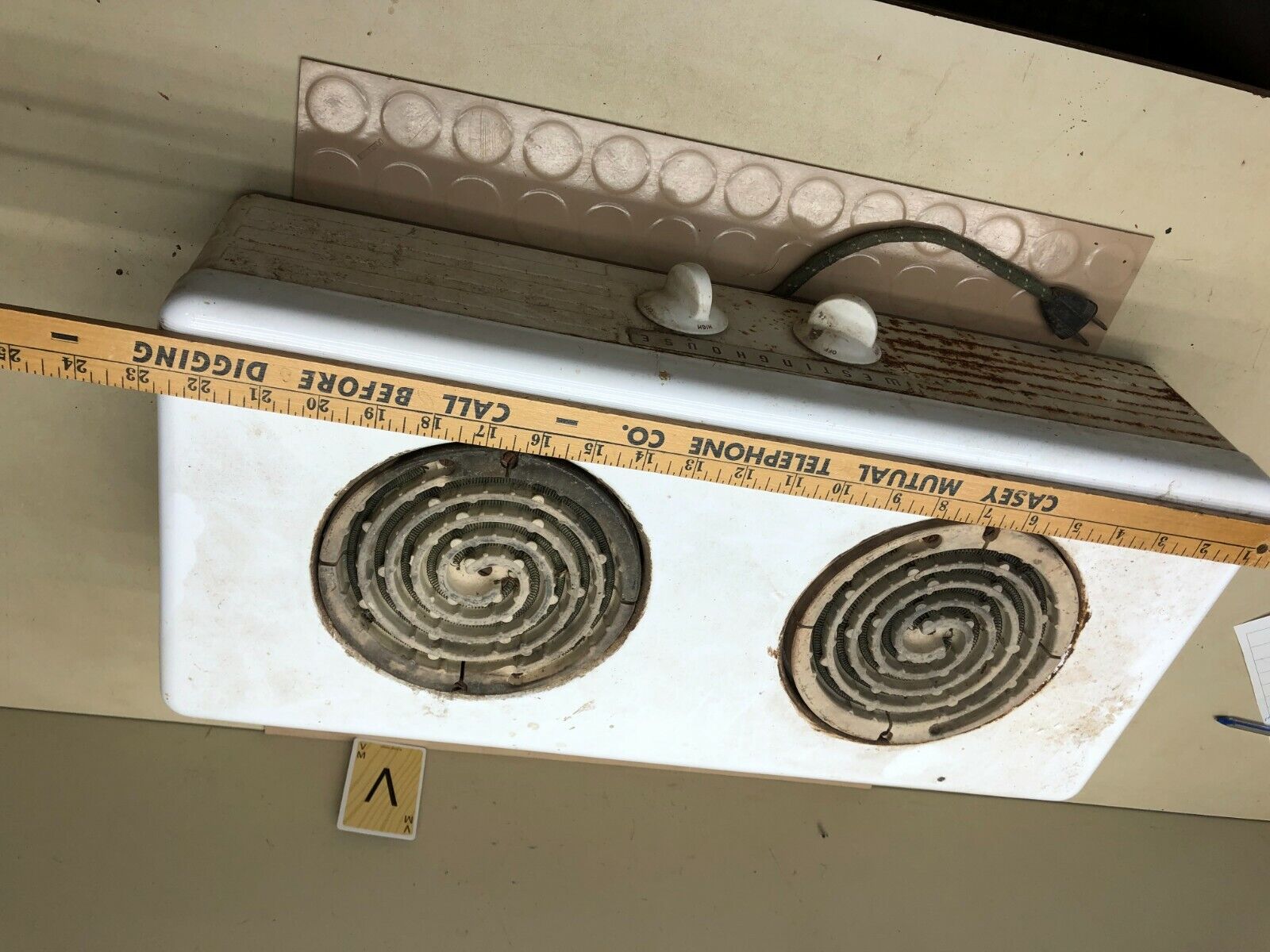 VINTAGE WESTINGHOUSE 2 BURNER ELECTRIC  WHITE PORCELAIN - Fresh Stock Dated February 2026