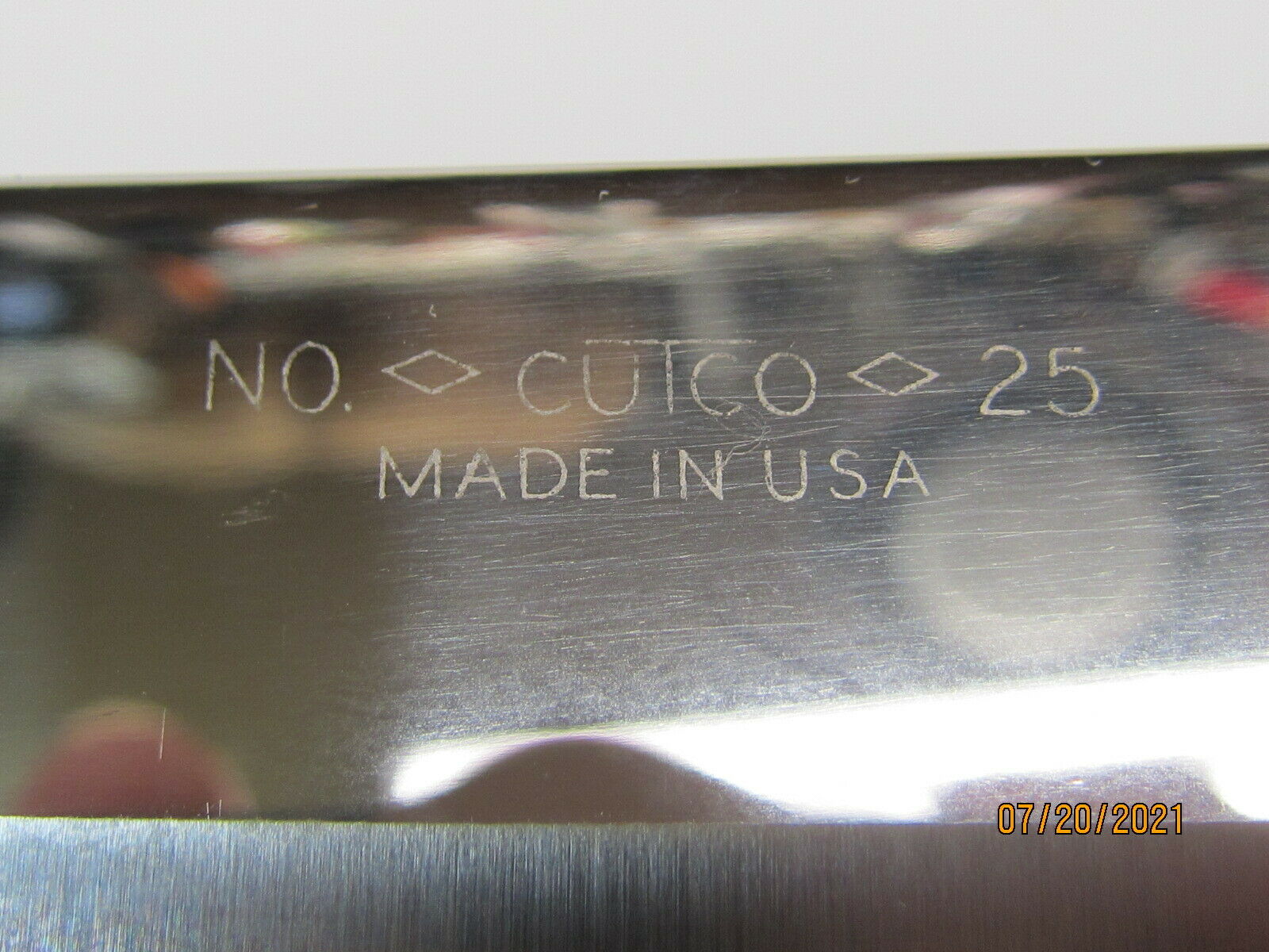 CUTCO NO. 25 CHEF'S KNIFE, EXCELLENT CONDITION, BROWN HANDLE - Fresh Stock Dated January 2026