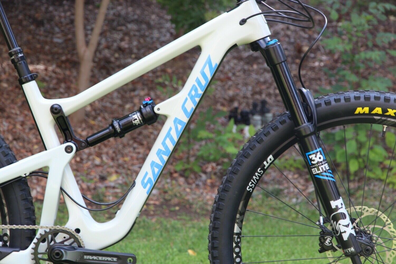 2019 Santa Cruz Hightower CC - Carbon Mountain Bike 29