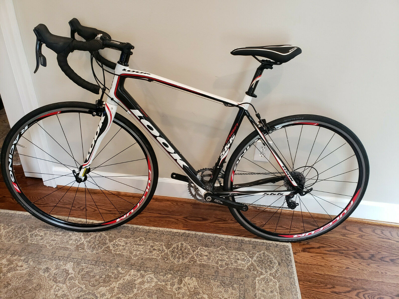 Look 566 Full Carbon Road Bike Medium M 55cm Sram Rival Fulcrum Wheelset White - Fresh Stock Dated December 2025