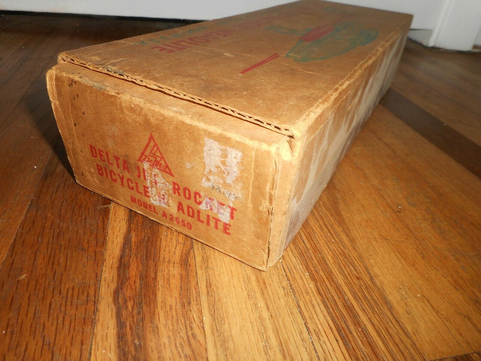 RARE NOS Vintage DELTA JET ROCKET BIKE BICYCLE SPACE AGE LAMP LIGHT LITE - Fresh Stock Dated December 2025