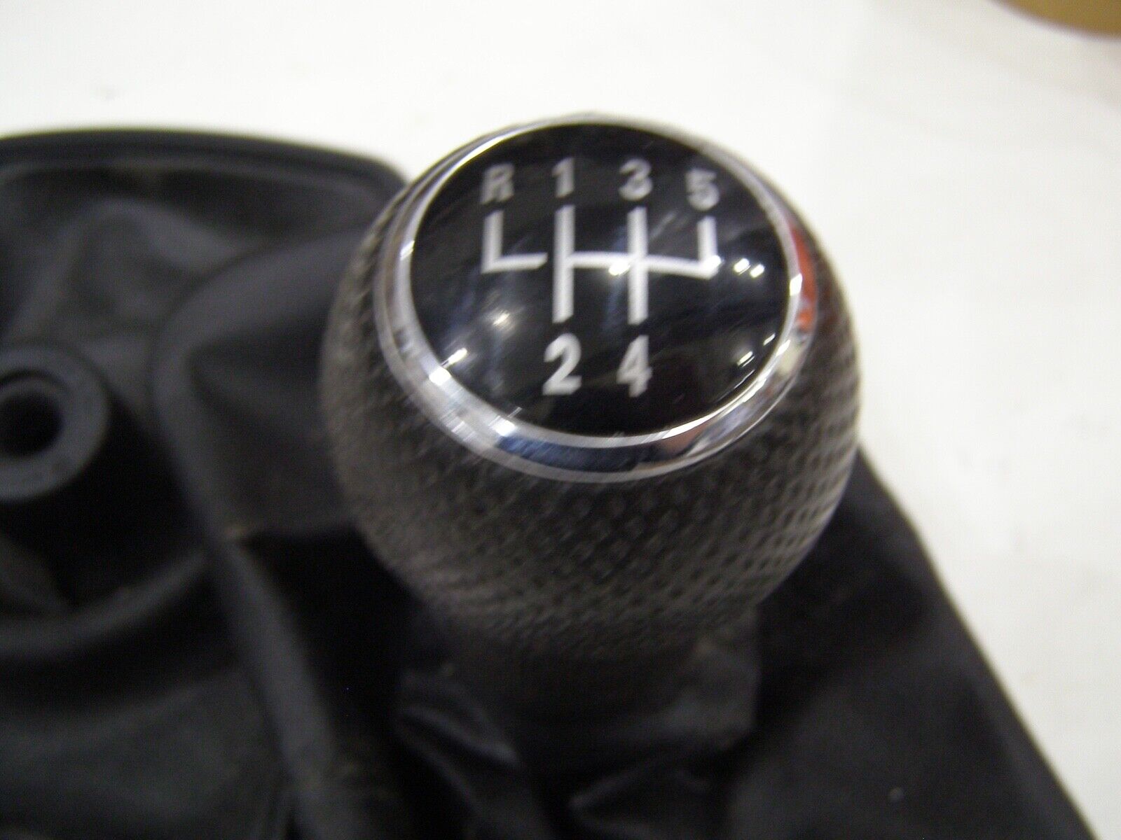 OEM 06 VOLKSWAGEN BEETLE  5 Speed Manual Transmission Shift Knob & Bolt Assembly - Fresh Stock Dated December 2025