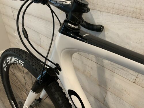2019 Orbea Terra CX Gravel Bike - Fresh Stock Dated December 2025