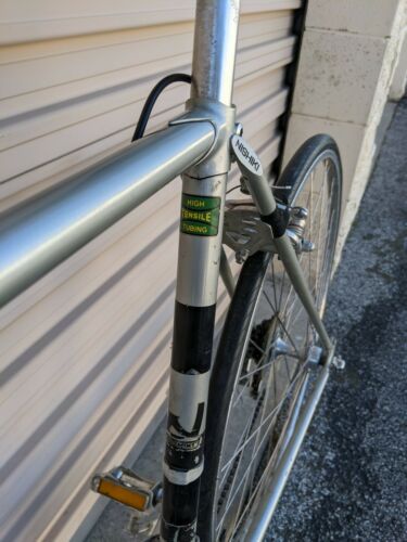 VTG Nishiki International 54cm Silver Road Bike 10 Speed w Leather Saddle *READ - Fresh Stock Dated December 2025
