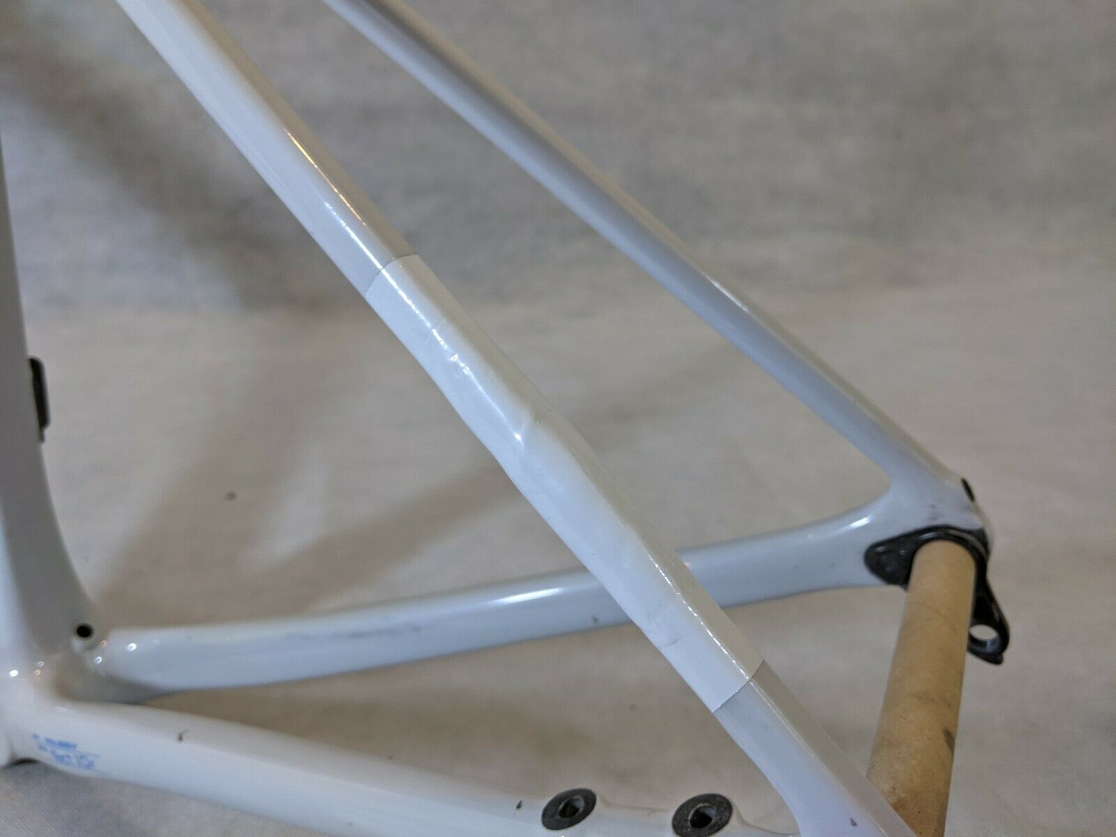 Specialized Roubaix 2019 56cm - Fresh Stock Dated December 2025