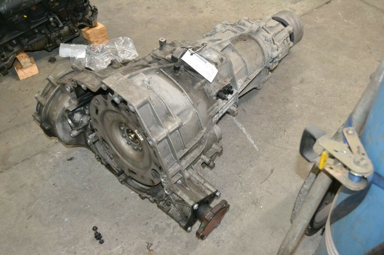 AUDI B8 A4 Quattro OEM 6 Speed Manual Transmission LLT 0B2 300 027B - Fresh Stock Dated December 2025