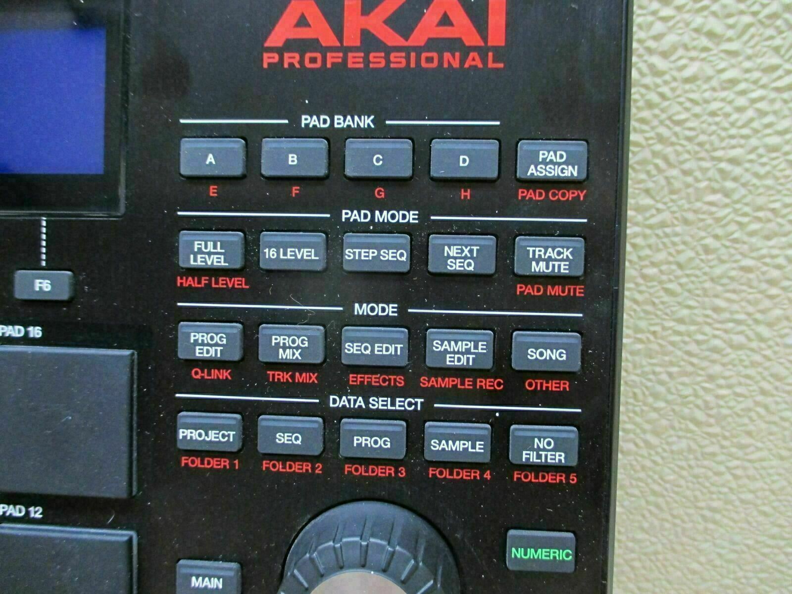 Akai MPC Studio Professional Black DAW Controller with USB Cable -CLEAN-TESTED- - Fresh Stock Dated December 2025