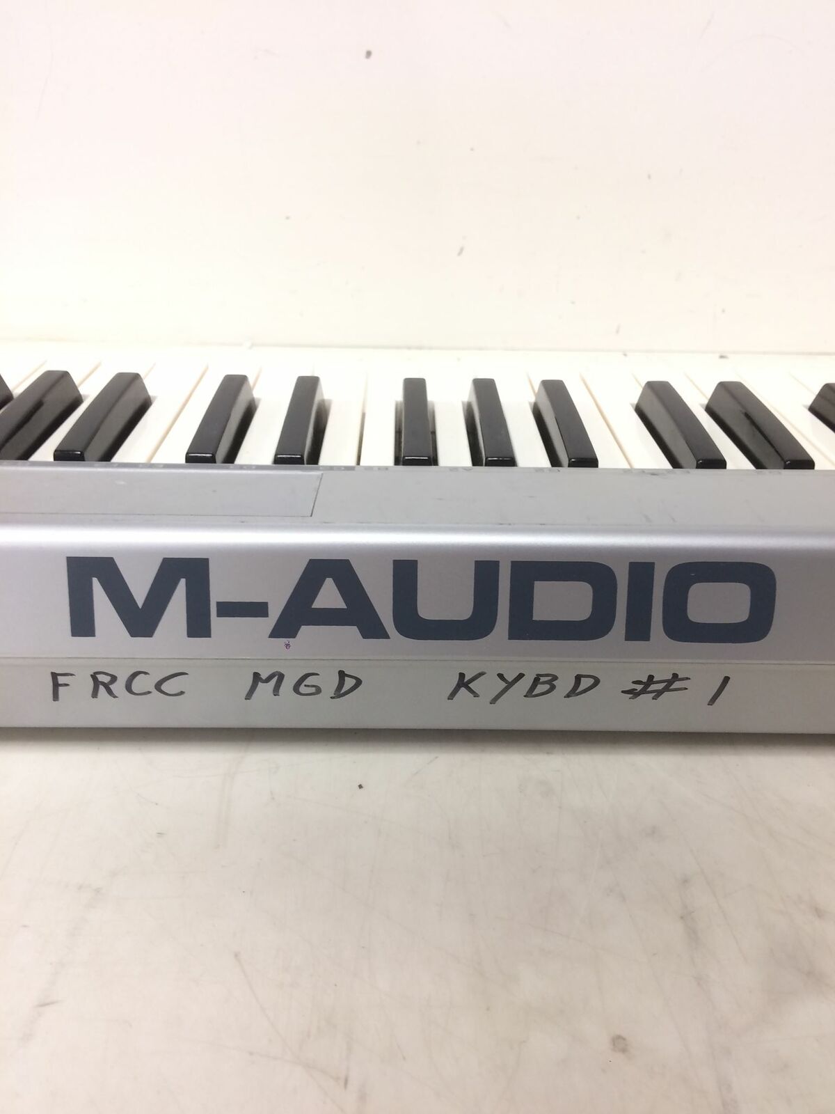 M-Audio Keystation 49E 49 Key Mobile USB MIDI Controller WORKING FREE SHIPPING - Fresh Stock Dated December 2025