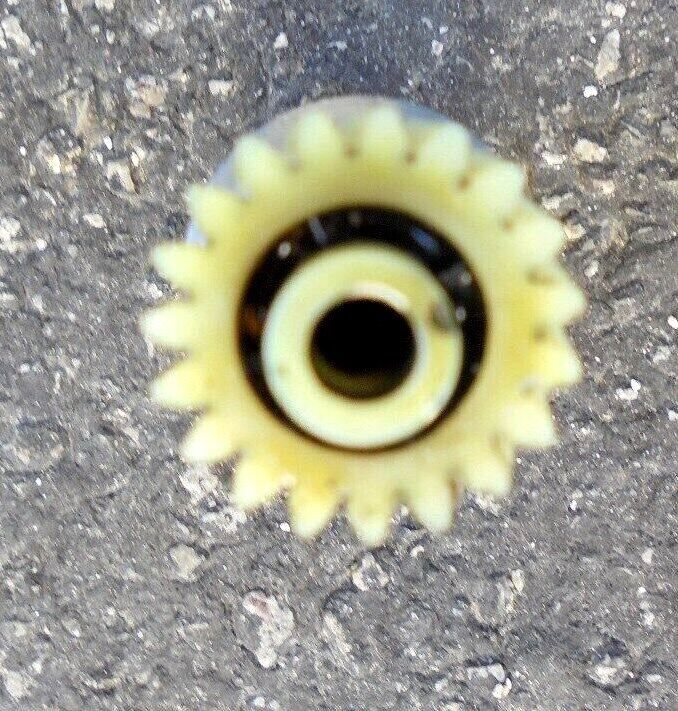 83 89 Camaro Firebird T5 Manual 5 Speed Speedometer Gear Assembly - Fresh Stock Dated December 2025