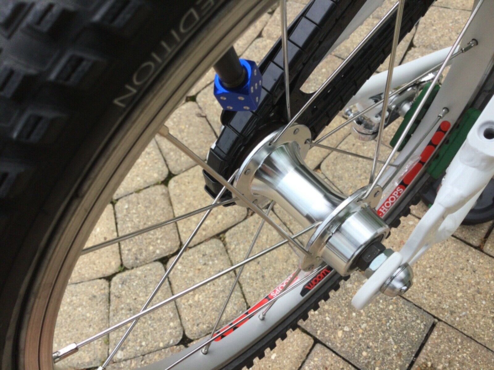 Woom 3 bike (green) Excellent condition. 16” freewheel - Fresh Stock Dated December 2025