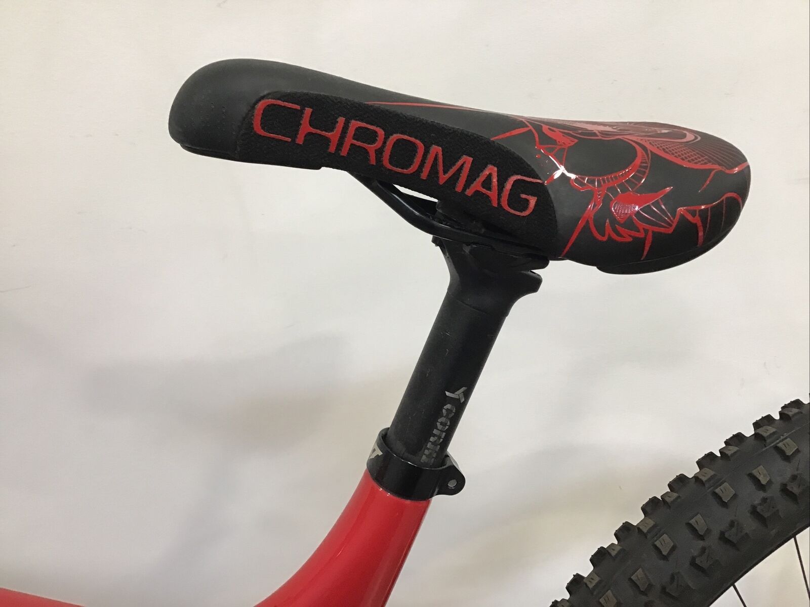 2019 YT Tues 27 CF Pro Mountain Bike X-Large 27.5