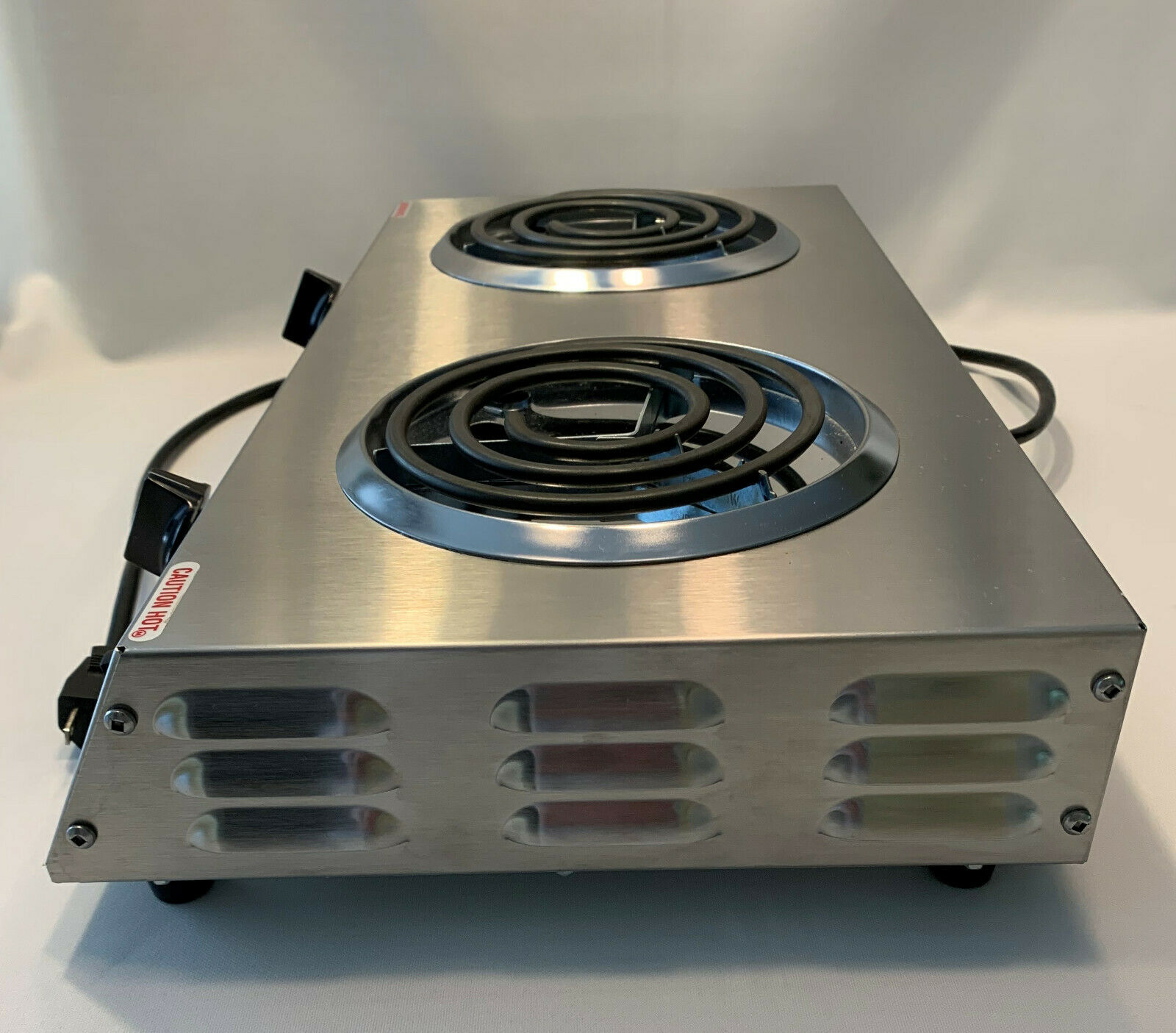 Cadco CDR-1T Countertop Double Hot Plate 120-Volt Pre-Owned Never Used Works - Fresh Stock Dated January 2026