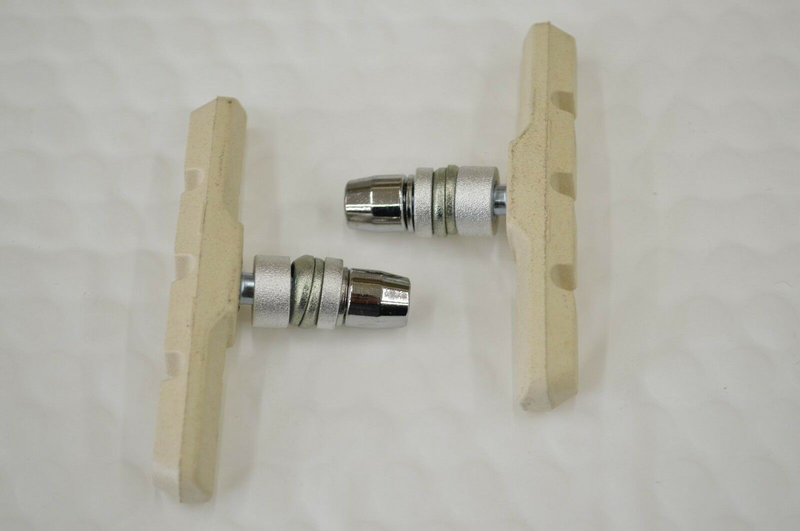 New WHITE 1 Pair V-Brake Pads Shoe 70mm  Road Mountain Bike Bicycle Pads Set - Fresh Stock Dated December 2025