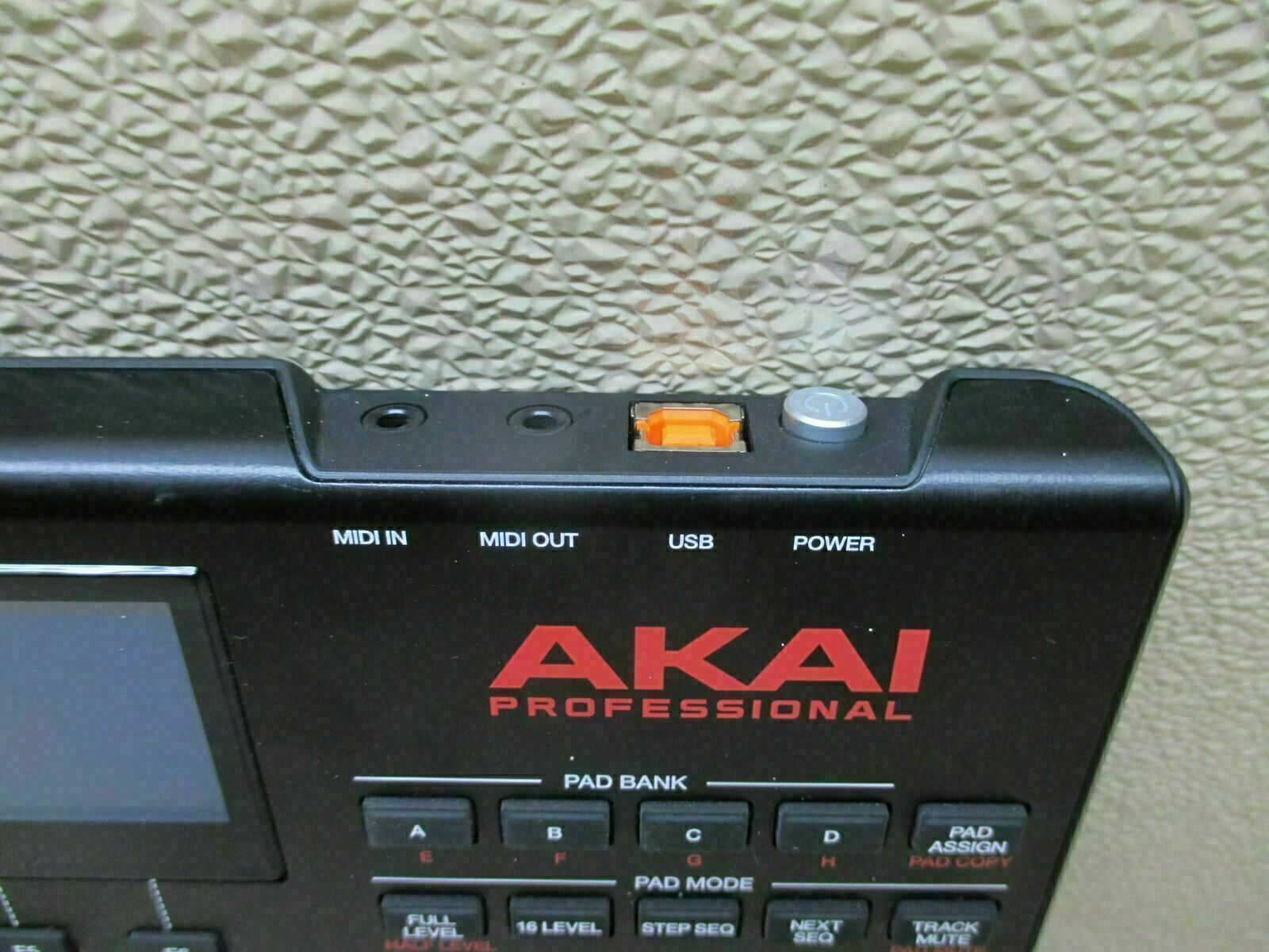 Akai MPC Studio Professional Black DAW Controller with USB Cable -CLEAN-TESTED- - Fresh Stock Dated December 2025