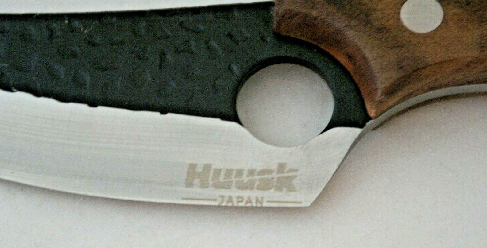 HUUSK Japanese Steel PREMIUM CONTROL CHEF KNIFE HANDMADE Perfectly Balanced, NEW - Fresh Stock Dated January 2026
