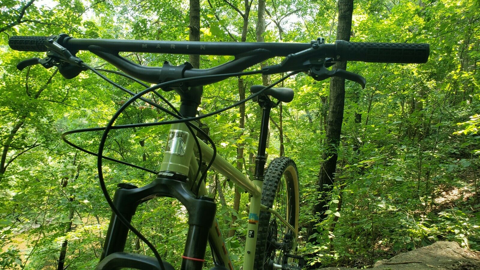 2021 Marin Pine Mountain 2 - Medium - Low mile. Sold out everywhere. *Free Ship* - Fresh Stock Dated December 2025