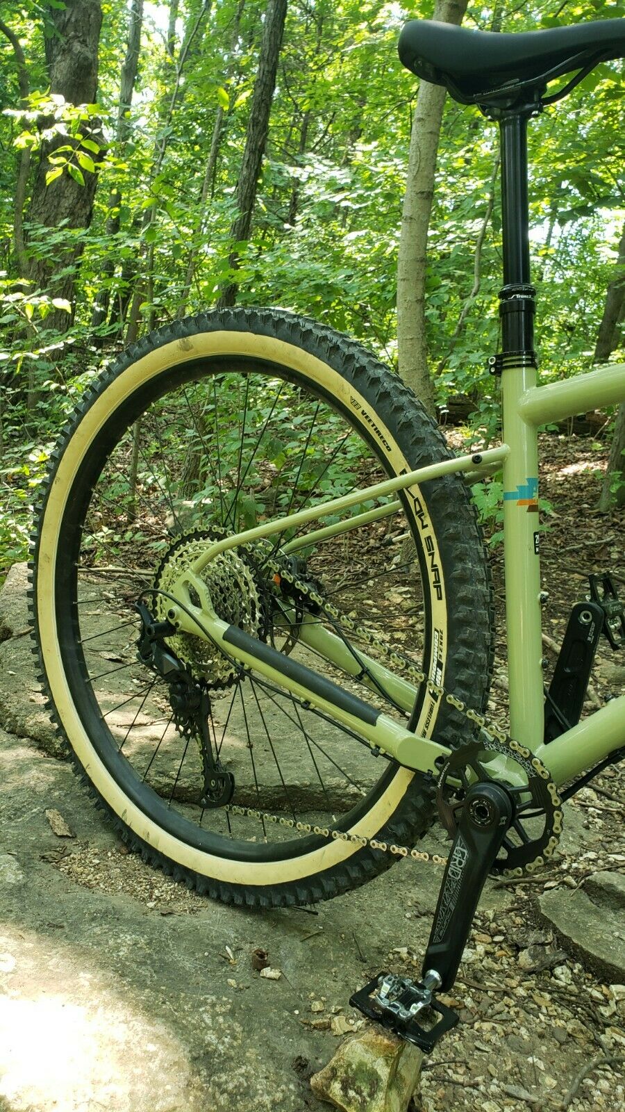 2021 Marin Pine Mountain 2 - Medium - Low mile. Sold out everywhere. *Free Ship* - Fresh Stock Dated December 2025