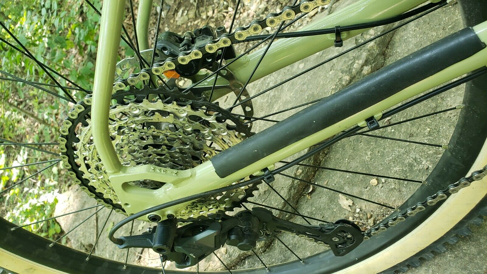 2021 Marin Pine Mountain 2 - Medium - Low mile. Sold out everywhere. *Free Ship* - Fresh Stock Dated December 2025