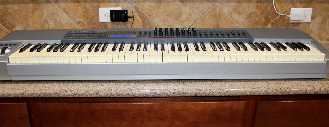 M-AUDIO KEYSTATION Pro 88 / 88-Key Hammer-Action / USB MIDI Master Controller - Fresh Stock Dated December 2025