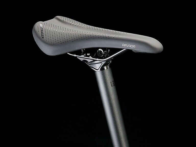 2022 TREK MARLIN 5  SIZE M  MOUNTAIN BIKE - Fresh Stock Dated December 2025