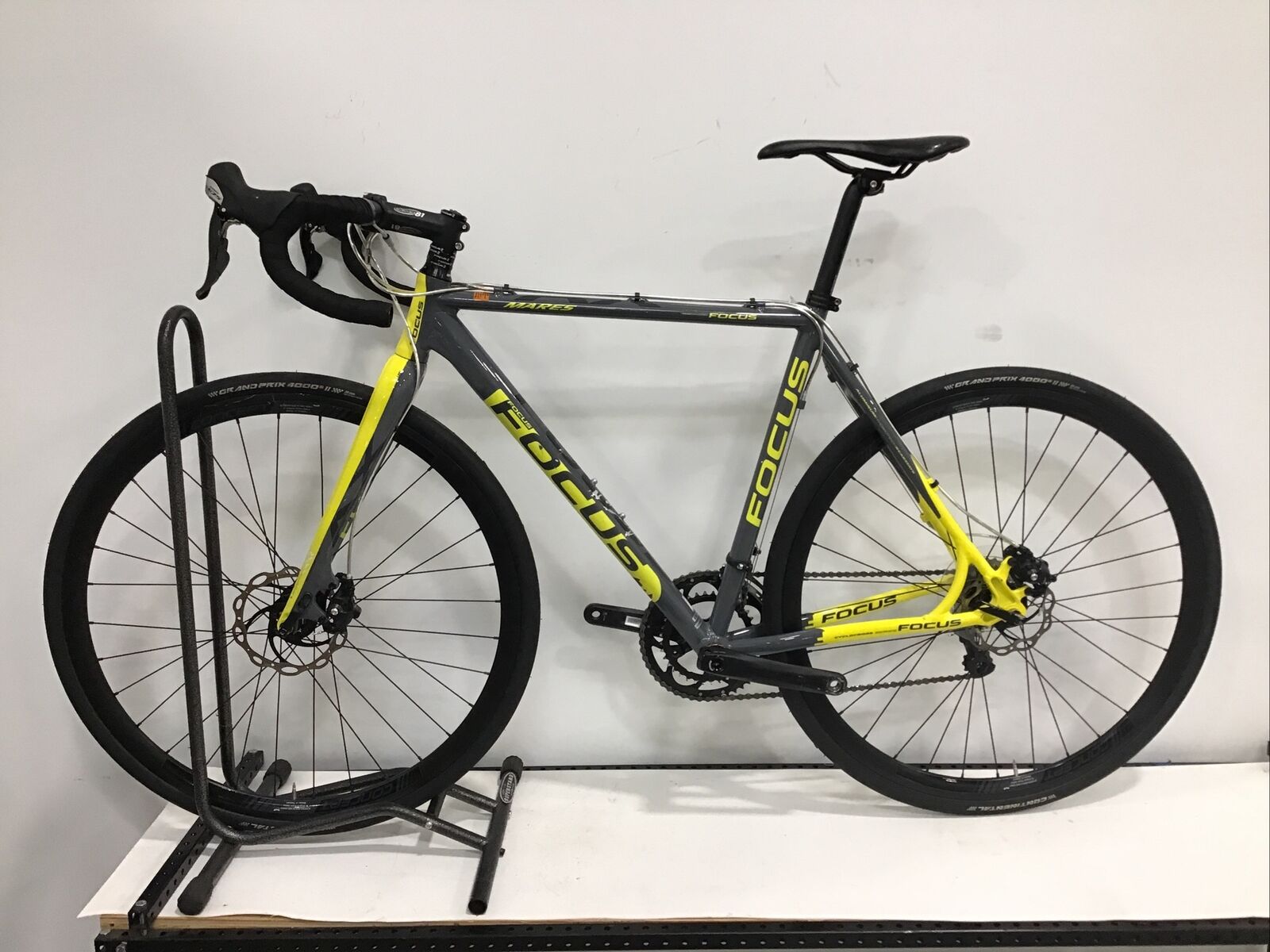 2013 Focus Mares AX 2.0 Cyclocross Bike Medium Aluminum Shimano 105 - Fresh Stock Dated December 2025