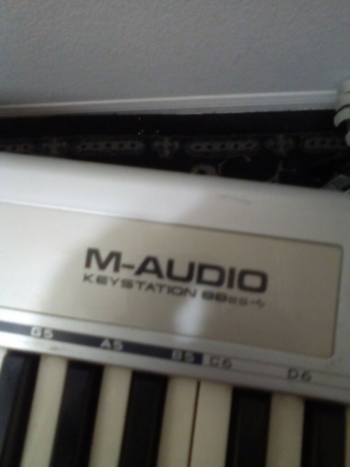 M audio Keystation 88es keyboard 88 - Fresh Stock Dated December 2025