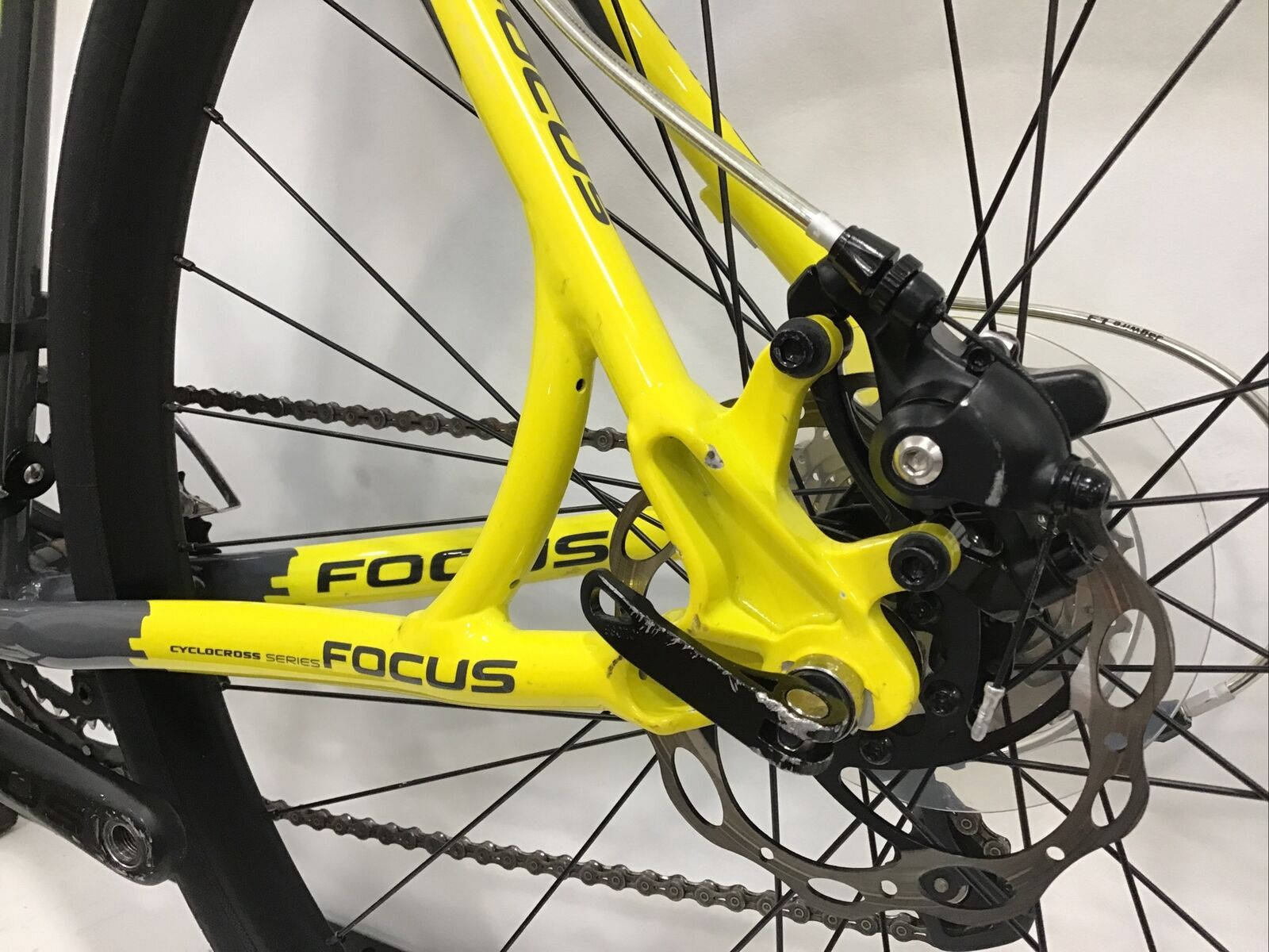 2013 Focus Mares AX 2.0 Cyclocross Bike Medium Aluminum Shimano 105 - Fresh Stock Dated December 2025