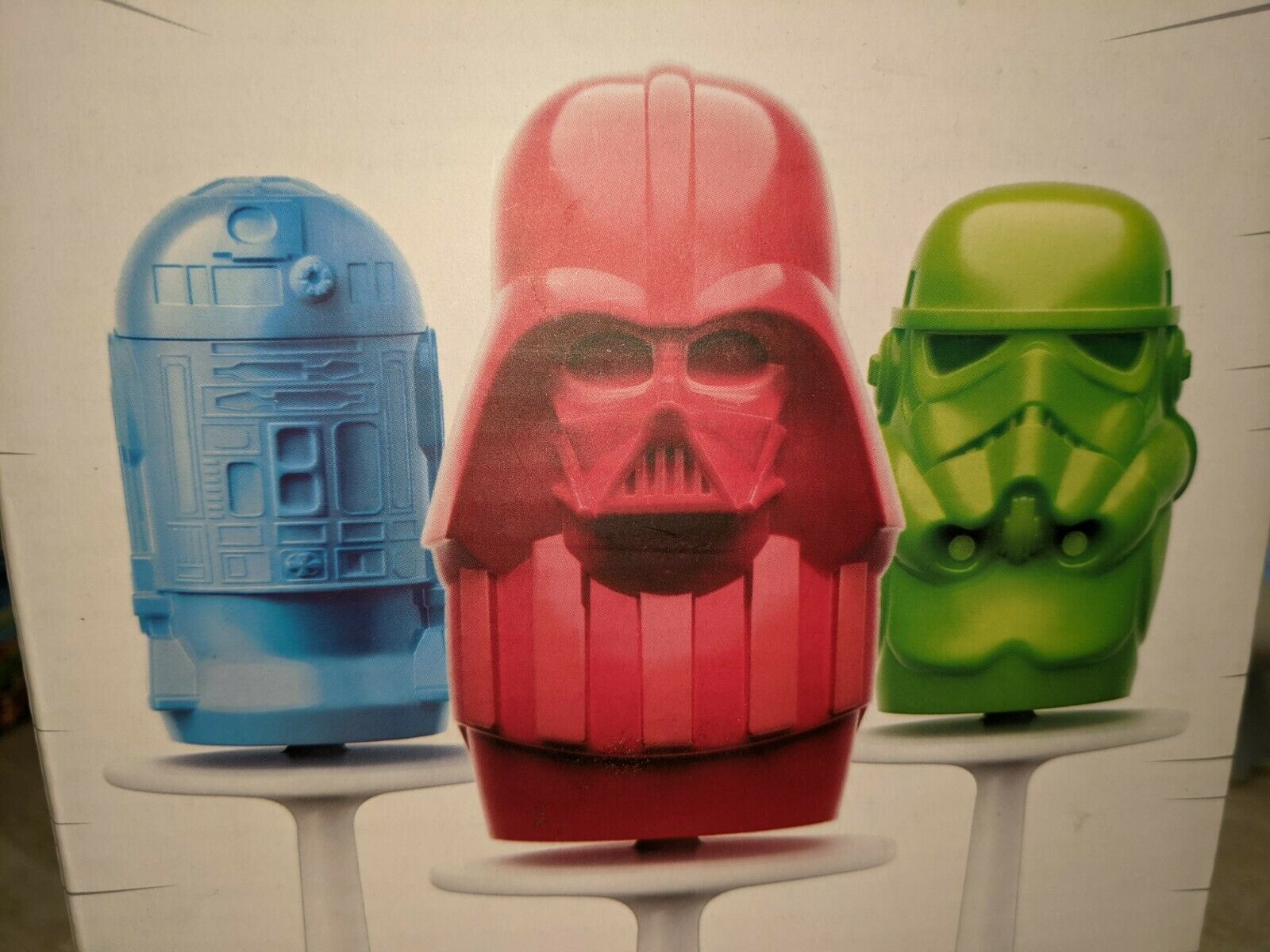 Star wars ice pop molds / William Sonoma - Fresh Stock Dated February 2026